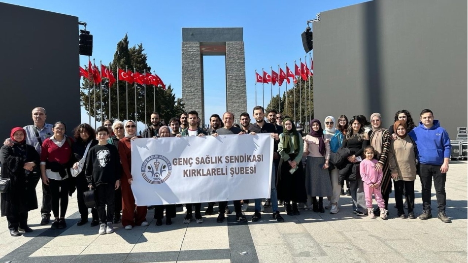 Sendika Üyeleri Çanakkale Zaferi Gezisinde Bir Araya Geldi