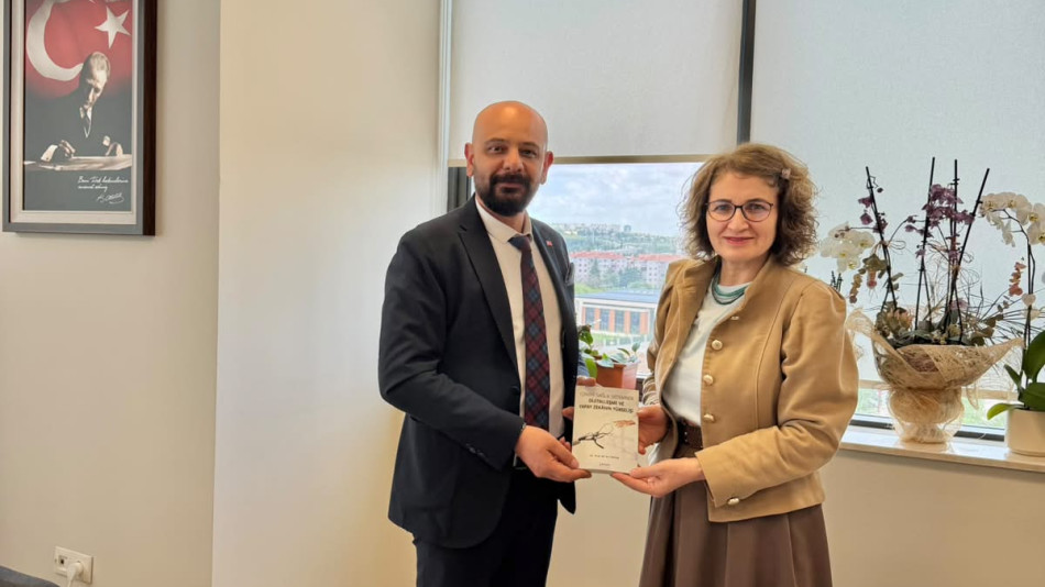 SAĞLIK MESLEKLERİ DAİRE BAŞKANI DOÇ. DR. GÜLSEN TOPAKTAŞ'A ZİYARET