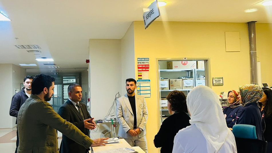 GÜMÜŞHANE’DE SAĞLIK KURUMLARINA ZİYARET