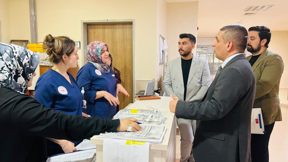 GÜMÜŞHANE’DE SAĞLIK KURUMLARINA ZİYARET
