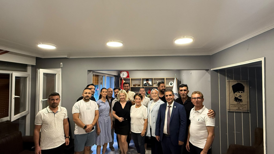 GENEL BAŞKAN YARDIMCILARIMIZ BETÜL İKİZ AKBULUT VE EREN DEMİR'DEN, İZMİR ZİYARETLERİ